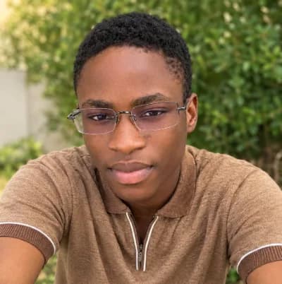 Portrait of Oyefuga Success